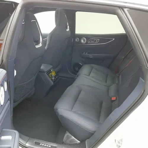 900x675_0_q87_c42_autohomecar__ChxpV2lzG6qASk4SAAFHbWjAZOI327.jpg.webp Used Zeekr 001 2026 103-degree four-wheel drive Ultra version