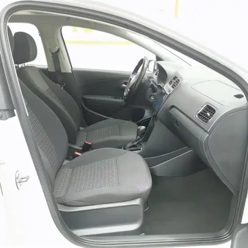 Used Volkswagen Polo 2016 1.6L automatic comfort model