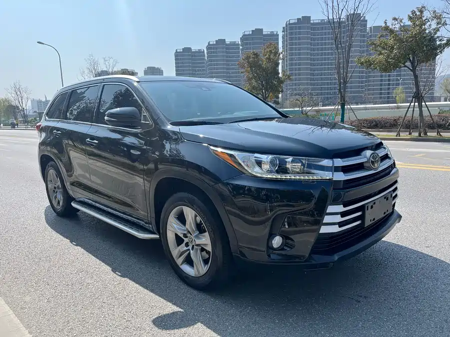Used Toyota Highlander 2021 2.0T two-wheel drive luxury version 7 seats