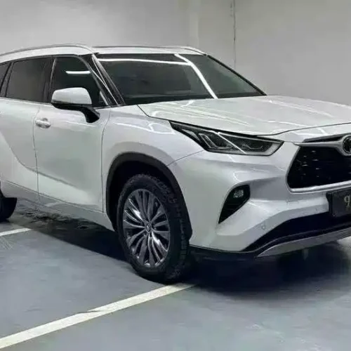 900x675_0_q87_c42_autohomecar__ChxpV2m2IHeAZl-LAAC2MvZzZcU743.jpg.webp Used Toyota Highlander 2024 380T four-wheel drive premium version 7 seats