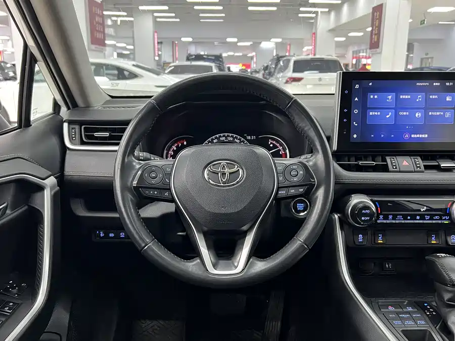 Used Toyota RAV4 Rongfang 2021 2.0L CVT four-wheel drive fashion PLUS version