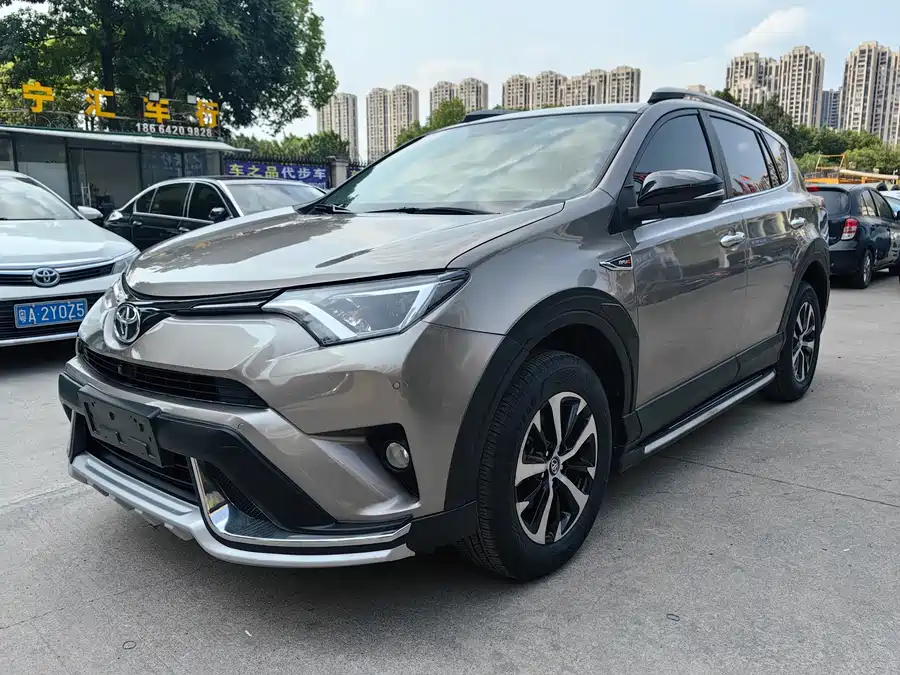 Used Toyota RAV4 Rongfang 2019 2.0L CVT 2WD Fashion X Limited Edition National V