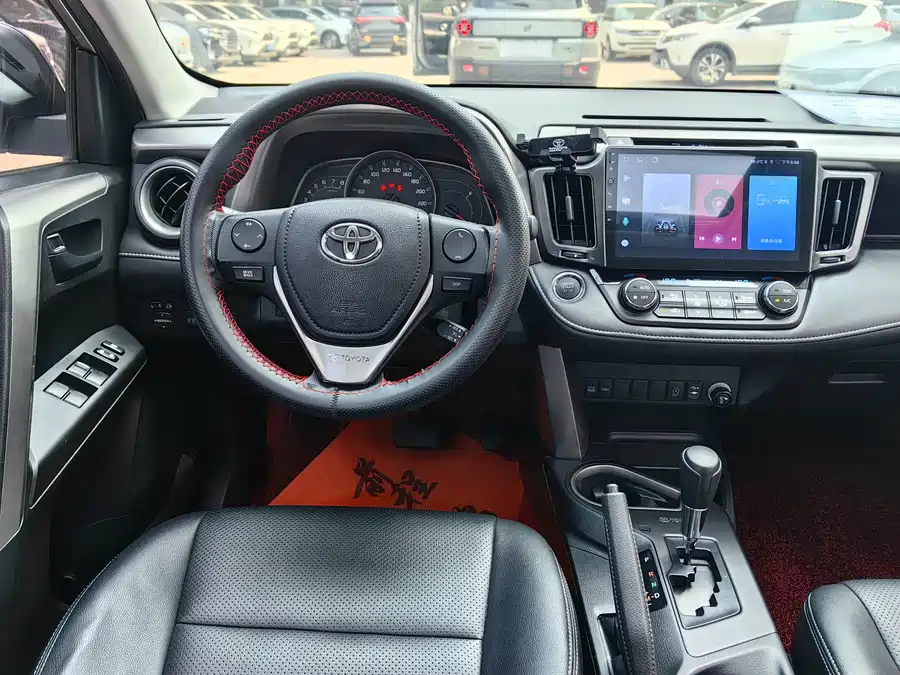 Used Toyota RAV4 Rongfang 2019 2.0L CVT 2WD Fashion X Limited Edition National V