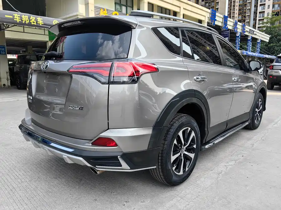 Used Toyota RAV4 Rongfang 2019 2.0L CVT 2WD Fashion X Limited Edition National V