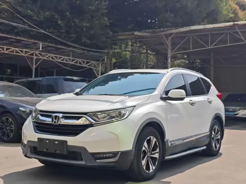 900x675_0_q87_c42_autohomecar__ChxpV2m6HHaABrBKAAYqLDw0mmQ399.jpg.webp Used Honda CR-V 2017 240TURBO CVT two-wheel drive fashion version