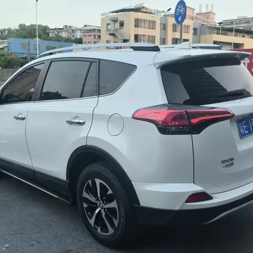 Used Toyota RAV4 Rongfang 2016 2.0L CVT two-wheel drive smart version