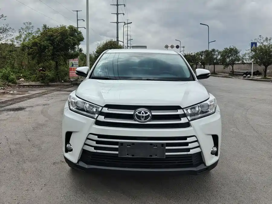 900x675_0_q87_c42_autohomecar__ChxpV2m6OaSATEH9AAhXYH-VznI924.jpg.webp Used Toyota Highlander 2021 2.0T four-wheel drive elite version 7 seats