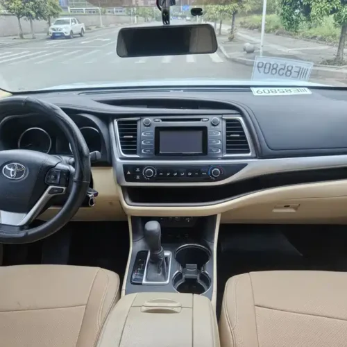 900x675_0_q87_c42_autohomecar__ChxpV2m6OauARI6KAAa5quStB70874.jpg.webp Used Toyota Highlander 2021 2.0T four-wheel drive elite version 7 seats