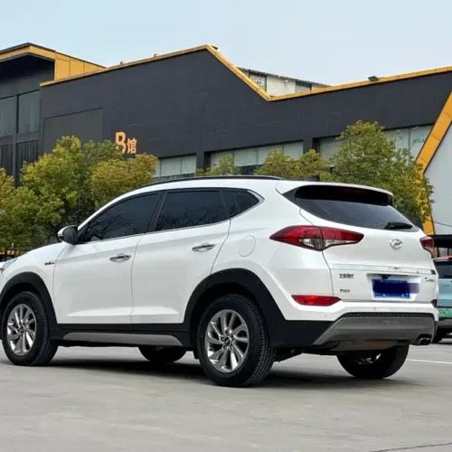 900x675_0_q87_c42_autohomecar__ChxpV2m6Q8-AXxuZAAhkoi3s-aE501.jpg.webp Used Hyundai Tucson 2018 1.6T dual-clutch two-wheel drive 15th anniversary special edition