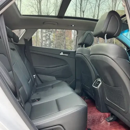 900x675_0_q87_c42_autohomecar__ChxpV2m6Q8yAQgKPAAlq35PAH5w007.jpg.webp Used Hyundai Tucson 2018 1.6T dual-clutch two-wheel drive 15th anniversary special edition