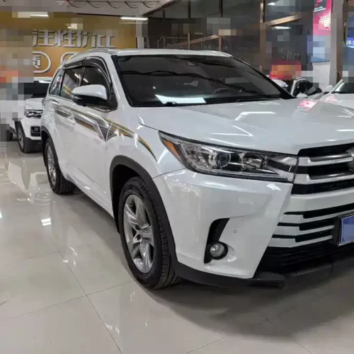 900x675_0_q87_c42_autohomecar__ChxpV2m6gs2ANbNcAAKeffJxJN8647.jpg.webp Used Toyota Highlander 2021 2.0T four-wheel drive luxury version 7 seats