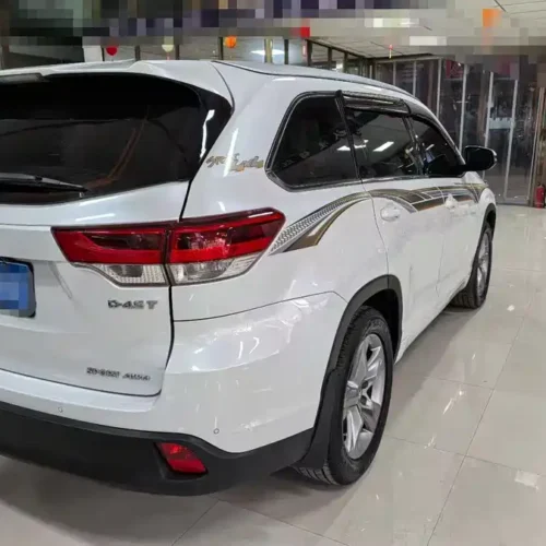 900x675_0_q87_c42_autohomecar__ChxpV2m6gs6AcyXMAAKKpBcdv68082.jpg.webp Used Toyota Highlander 2021 2.0T four-wheel drive luxury version 7 seats
