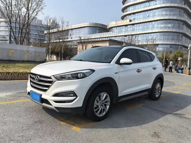 Used Hyundai Tucson 2018 1.6T dual-clutch two-wheel drive 15th anniversary special edition