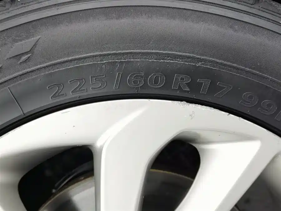 900x675_0_q87_c42_autohomecar__ChxpV2m7jlCAGYXjAAHSBp-CU8I210.jpg.webp Used Hyundai Tucson 2015 1.6T dual-clutch two-wheel drive intelligent model