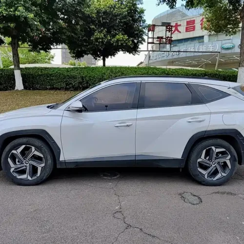 900x675_0_q87_c42_autohomecar__ChxpV2m7mFmAbMl5AAOyBGeupKY929.jpg.webp Used Hyundai Tucson 2023 Used Hyundai Tucson L 1.5T automatic two-wheel drive LUX premium version