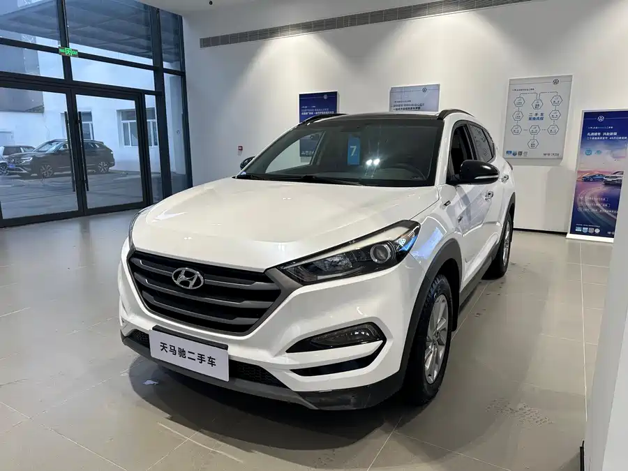 Used Hyundai Tucson 2018 1.6T dual-clutch two-wheel drive 15th anniversary special edition