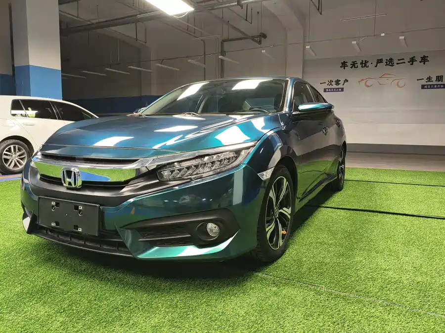 Used Honda Civic 2016 220TURBO CVT Premium Edition