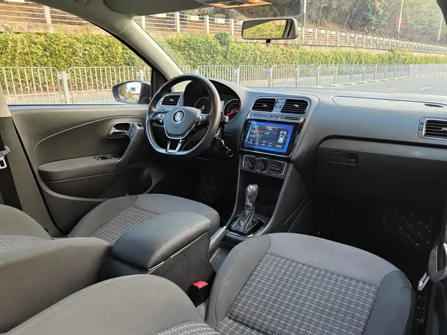 Used Volkswagen Polo 2018 1.5L automatic safety model