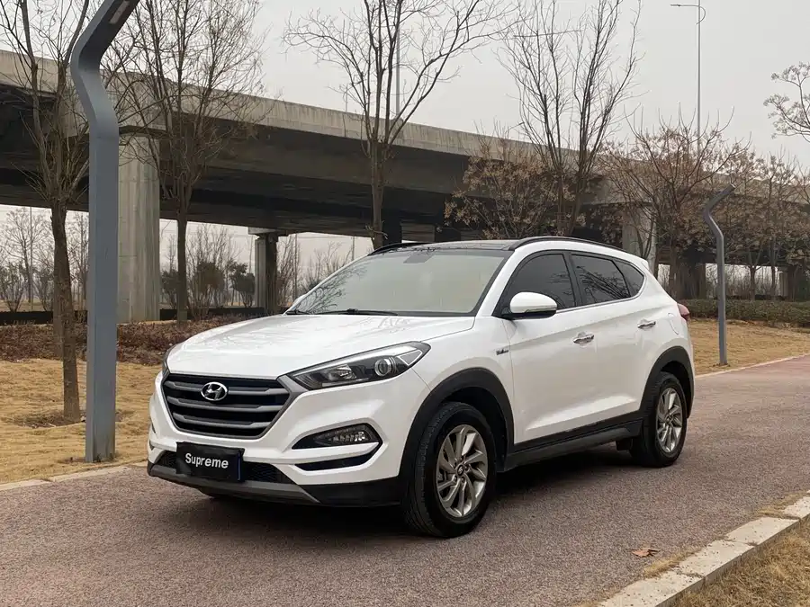 Used Hyundai Tucson 2018 1.6T dual-clutch two-wheel drive 15th anniversary special edition