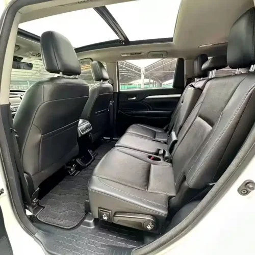 900x675_0_q87_c42_autohomecar__ChxpV2mEJW-AdJPZAAMb9DQ1wPI525.jpg.webp Used Toyota Highlander 2018 2.0T four-wheel drive luxury version