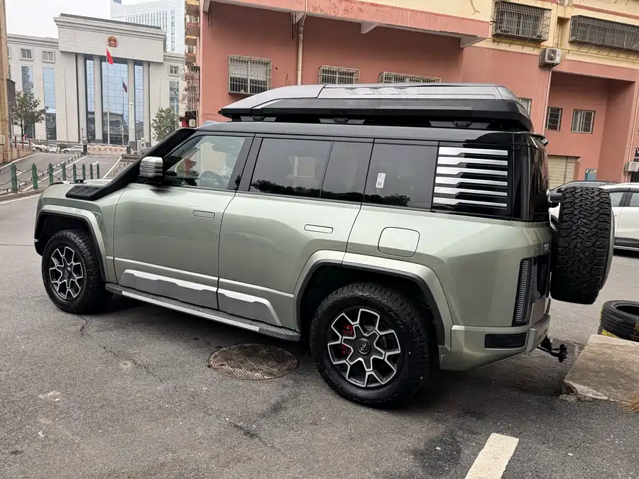 Used BYD Yangwang U8 2024 Off-Road Player Edition