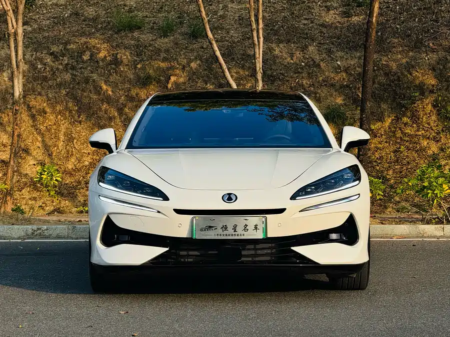 900x675_0_q87_c42_autohomecar__ChxpV2mFvbGAUR5wAA-OyibH9bw742.jpg.webp Used Denza Z9 2024 1100km four-wheel drive Ultra version