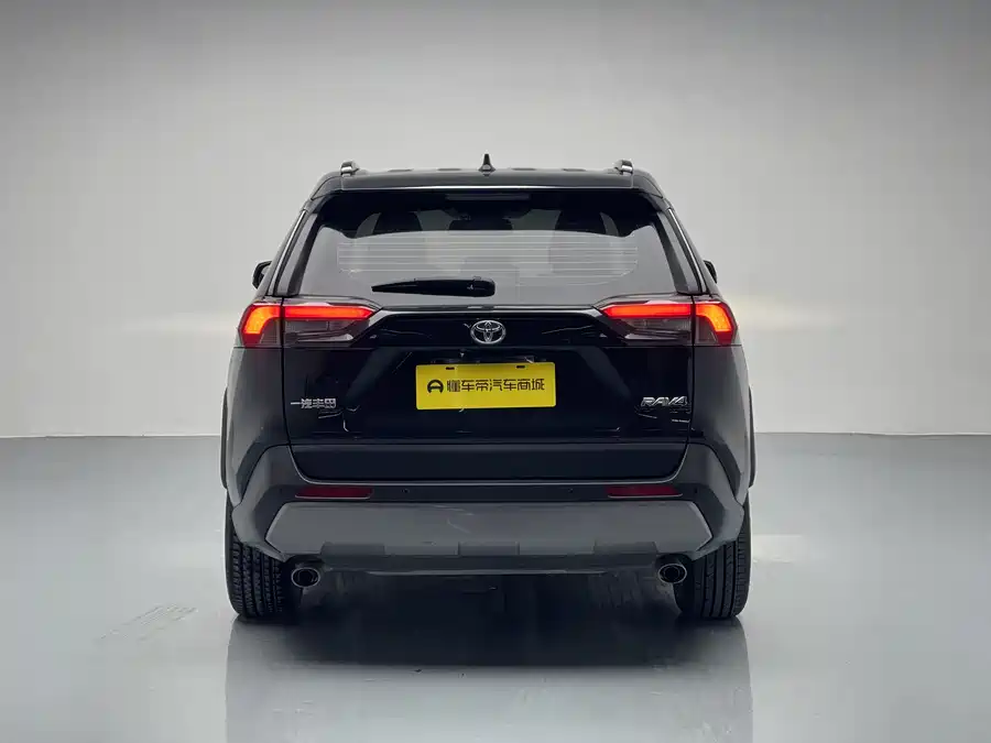 Used Toyota RAV4 Rongfang 2021 2.0L CVT two-wheel drive fashion version
