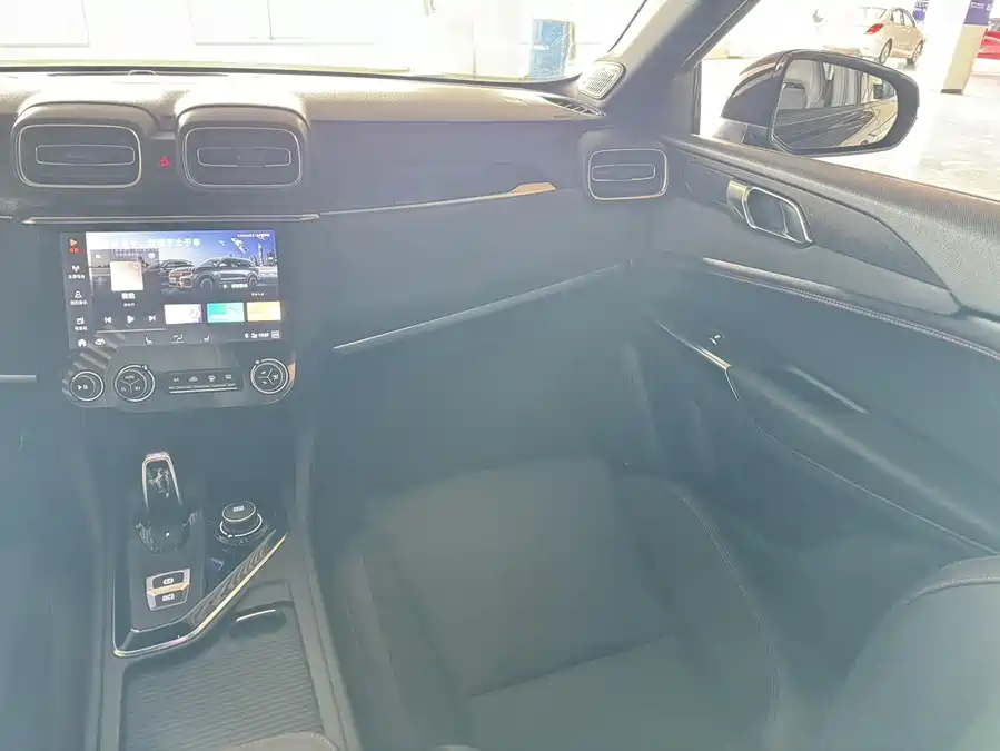 Used Lynk & Co 03 2019 1.5TD DCT Pro version National VI