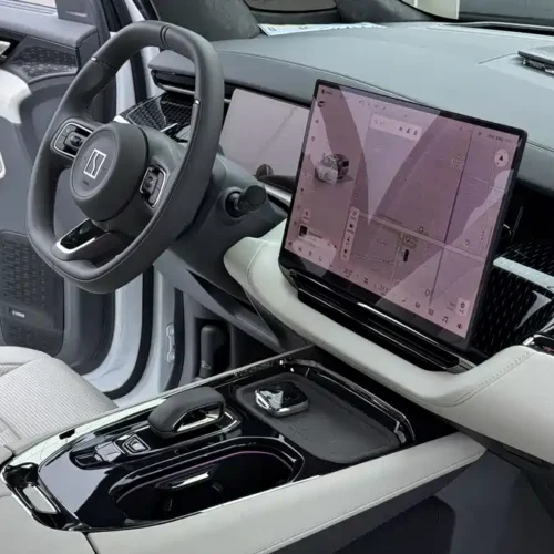900x675_0_q87_c42_autohomecar__ChxpV2mJRtuAIo_OAAXtedGApsI015.jpg.webp Used Zeekr 009 2024 seven-seat aisle version four-wheel drive 108kWh