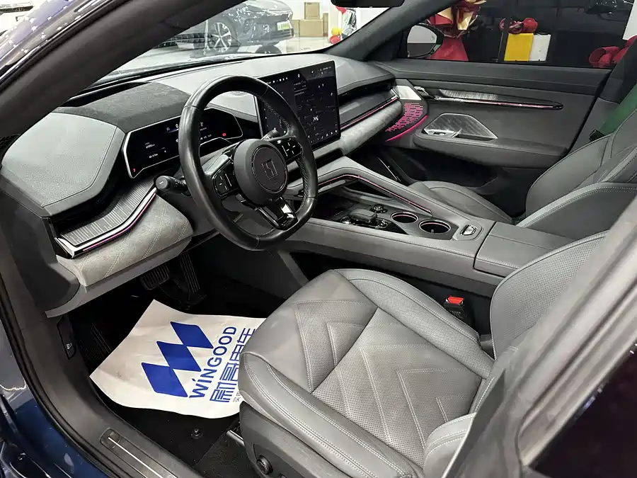 900x675_0_q87_c42_autohomecar__ChxpV2mJTzyAVrMRAAeuKrlVL28006.jpg.webp Used Zeekr 001 2023 WE version 86kWh