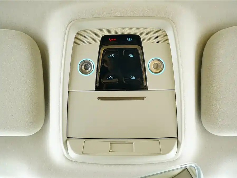 Used Denza D9 2022 DM-i 970 four-wheel drive flagship model