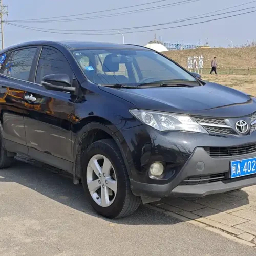 900x675_0_q87_c42_autohomecar__ChxpV2mJVsOACRwbAAi2XHXgUI0501.jpg.webp Used Toyota RAV4 Rongfang 2015 2.5L automatic four-wheel drive elite version