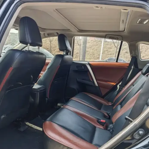 900x675_0_q87_c42_autohomecar__ChxpV2mJVseAPMWJAAVCQwXLud4063.jpg.webp Used Toyota RAV4 Rongfang 2015 2.5L automatic four-wheel drive elite version