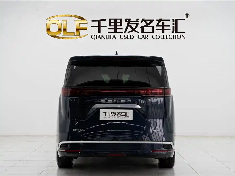 900x675_0_q87_c42_autohomecar__ChxpV2mJolWAOBGsAAEL1En4RGI759.jpg.webp Used Denza D9 2022 EV 600 four-wheel drive flagship model