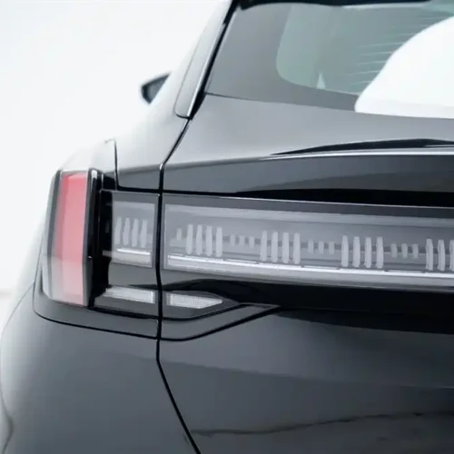 900x675_0_q87_c42_autohomecar__ChxpV2mJoy2AV-sIAADWJP29BtE462.jpg.webp Used Zeekr 001 2023 WE version 86kWh