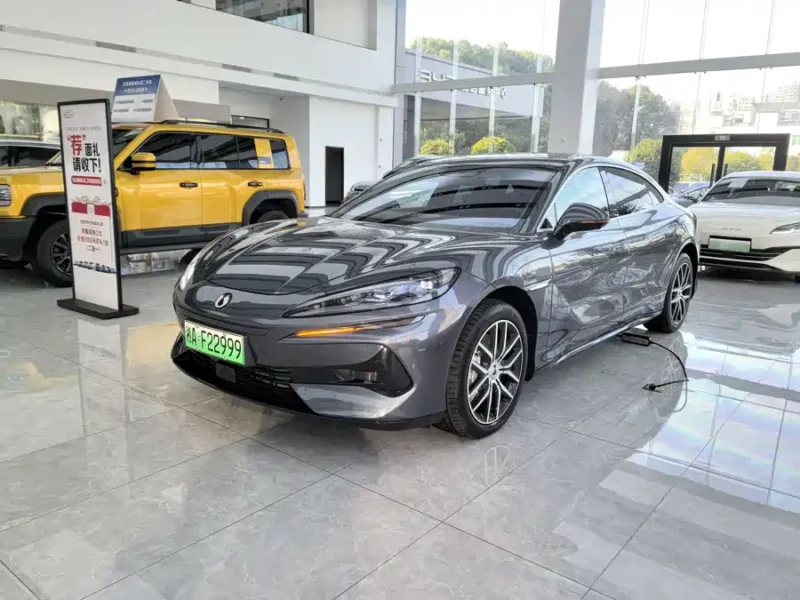 Used Denza Z9 2024 1100km four-wheel drive Max version