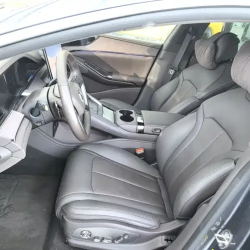 Used Denza Z9 2024 1100km four-wheel drive Max version