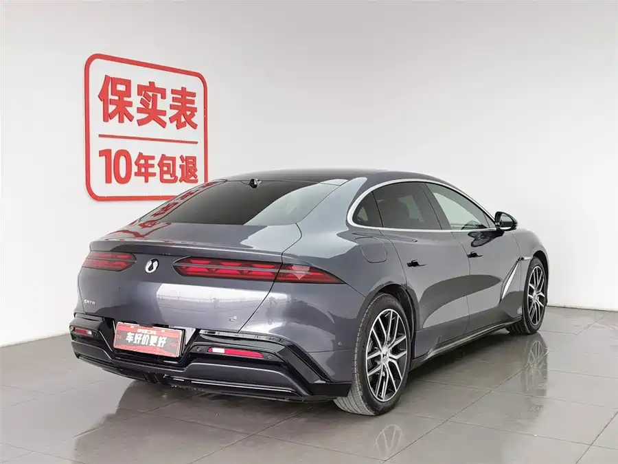 Used Denza Z9 2024 1100km four-wheel drive Max version