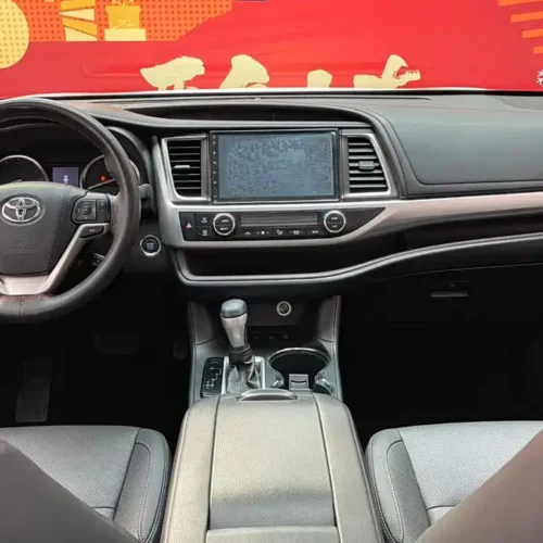 Used Toyota Highlander 2017 2.0T four-wheel drive luxury version 7 seats
