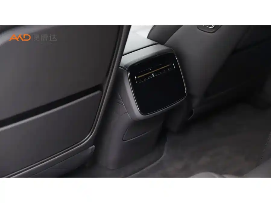 900x675_0_q87_c42_autohomecar__ChxpV2mcTxqADlGuAACtZZyGGQM984.jpg.webp Used Denza Z9 2024 1100km four-wheel drive Ultra version