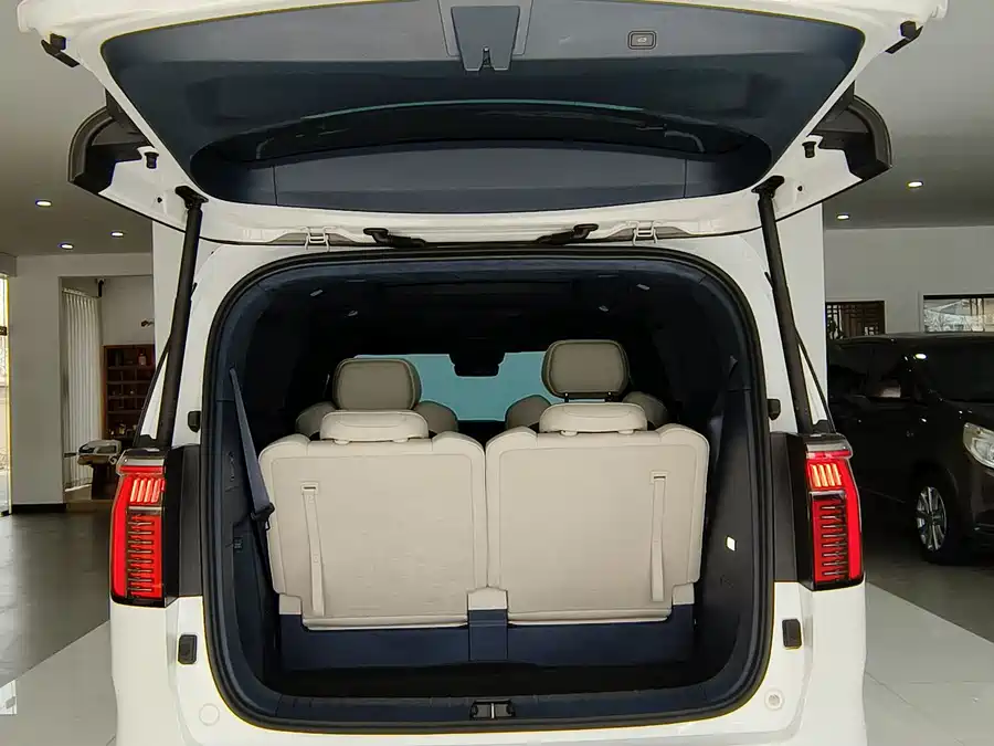 900x675_0_q87_c42_autohomecar__ChxpV2mcYzeAeRLMAAQB36b4Wdk942.jpg.webp Used Zeekr 009 2022 facelift WE version