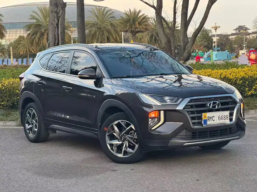 Used Hyundai Tucson 2019 280TGDi dual-clutch two-wheel drive smart connected version National V