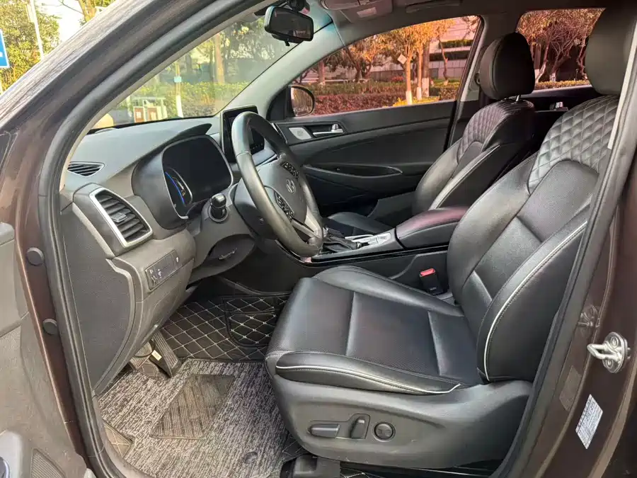 Used Hyundai Tucson 2019 280TGDi dual-clutch two-wheel drive smart connected version National V