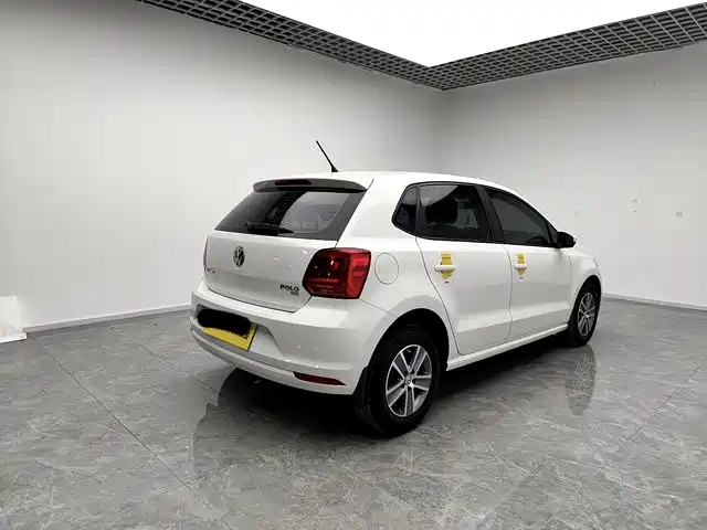 Used Volkswagen Polo 2018 1.5L automatic safe driving model