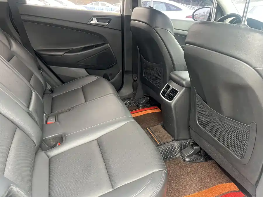 Used Hyundai Tucson 2015 1.6T dual-clutch two-wheel drive intelligent model