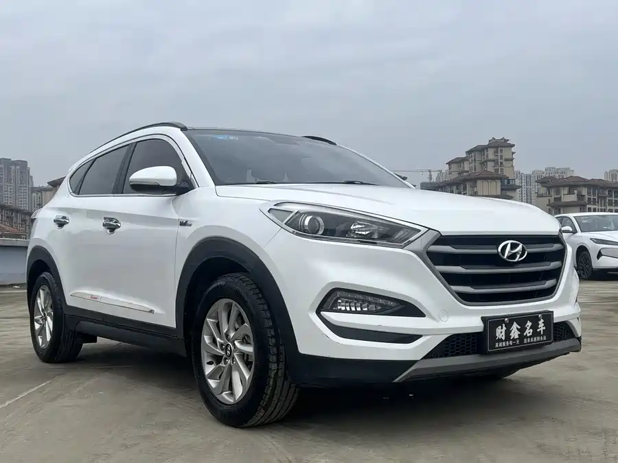 Used Hyundai Tucson 2015 1.6T dual-clutch two-wheel drive intelligent model