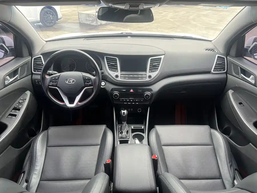Used Hyundai Tucson 2015 1.6T dual-clutch two-wheel drive intelligent model