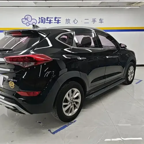 900x675_0_q87_c42_autohomecar__ChxpV2mhXHuAQeDGAAHHRr5R5S8509.jpg.webp Used Hyundai Tucson 2015 1.6T dual-clutch two-wheel drive intelligent model