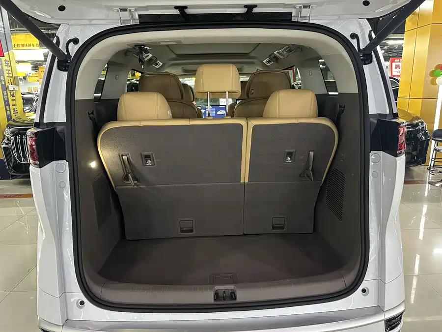 900x675_0_q87_c42_autohomecar__ChxpV2mhs8qAd0szAAXZBG1ZwXo355.jpg.webp Used Denza D9 2022 EV 600 four-wheel drive flagship model