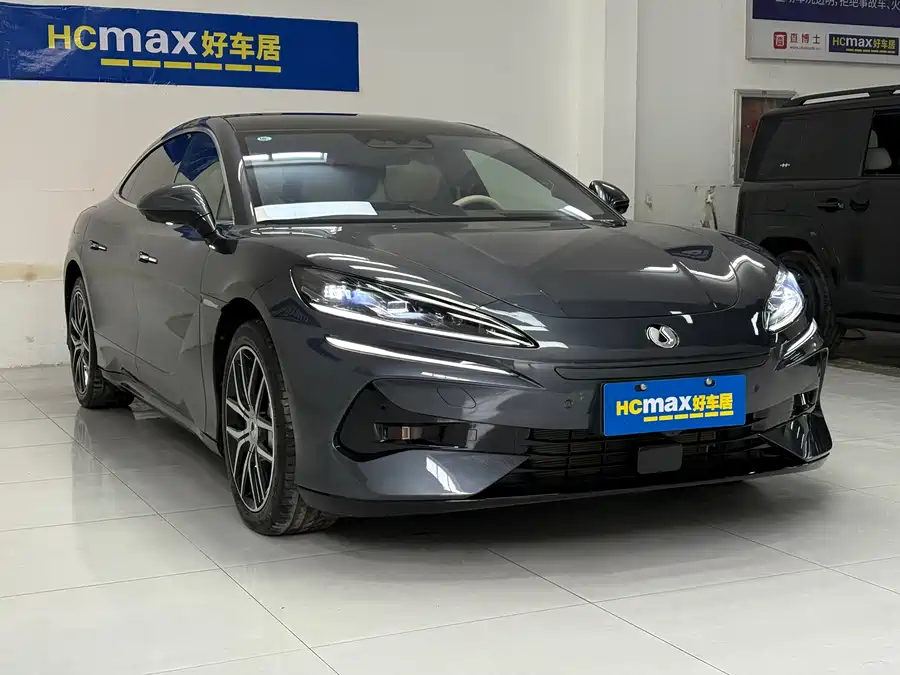 Used Denza Z9 2024 1100km four-wheel drive Max version